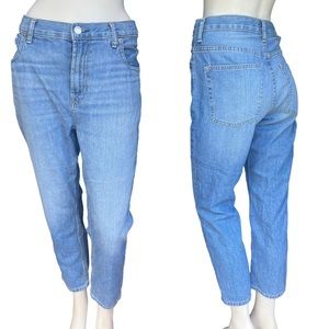 Everlane Lightweight Relaxed Jean Straight Leg Cropped High Rise Jeans Sixe 31